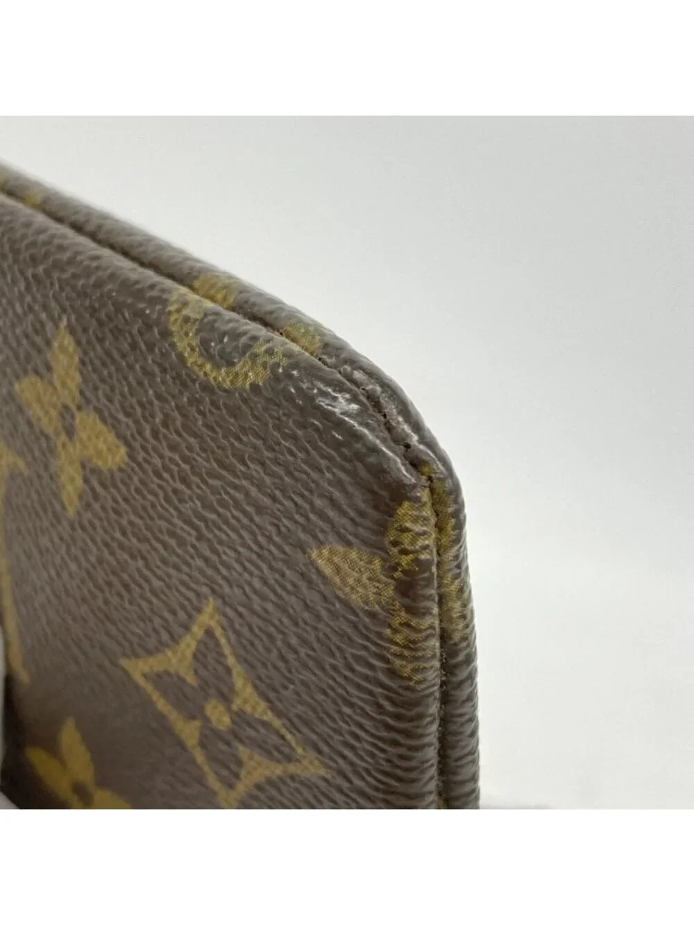 Louis Vuitton Coin Case Monogram Pochette Cles Brown